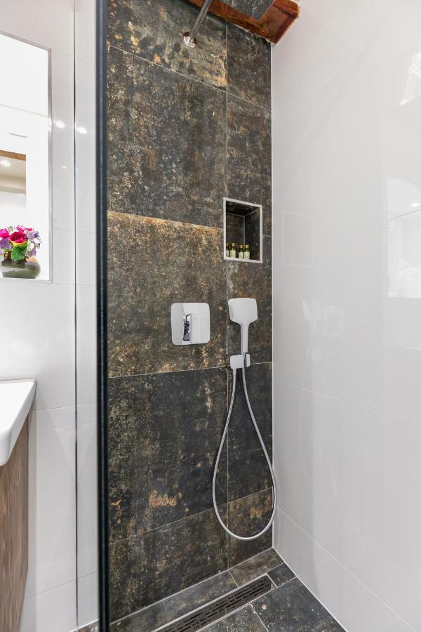 Hani Luxury Rooms Split Exterior photo